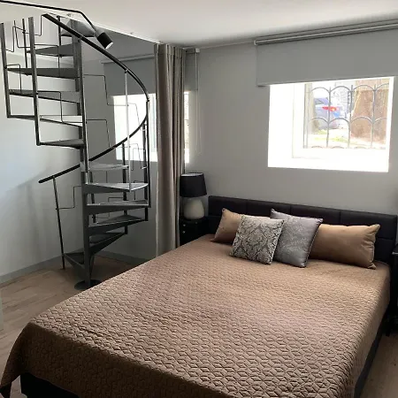 Zair Fireplace Apartment Tallinn