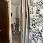 Zair Fireplace Appartement